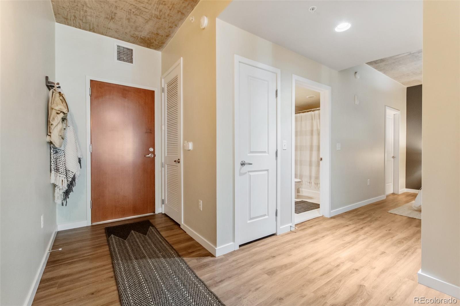 1700 Bassett Street Unit: 404