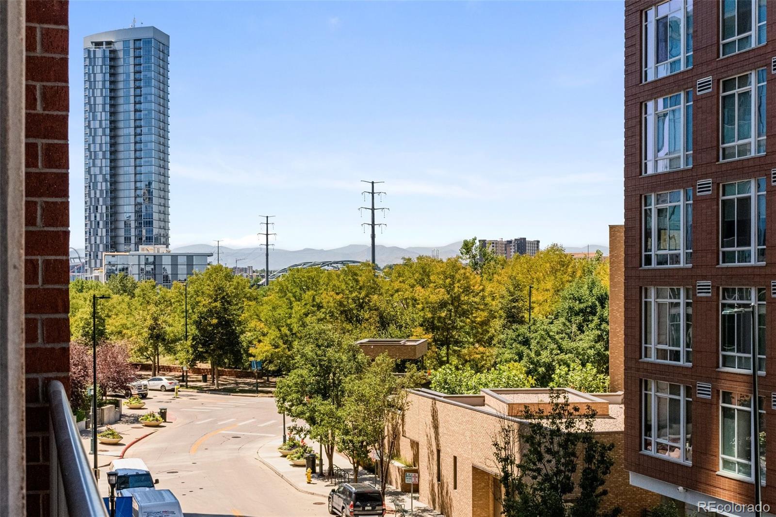 1700 Bassett Street Unit: 404