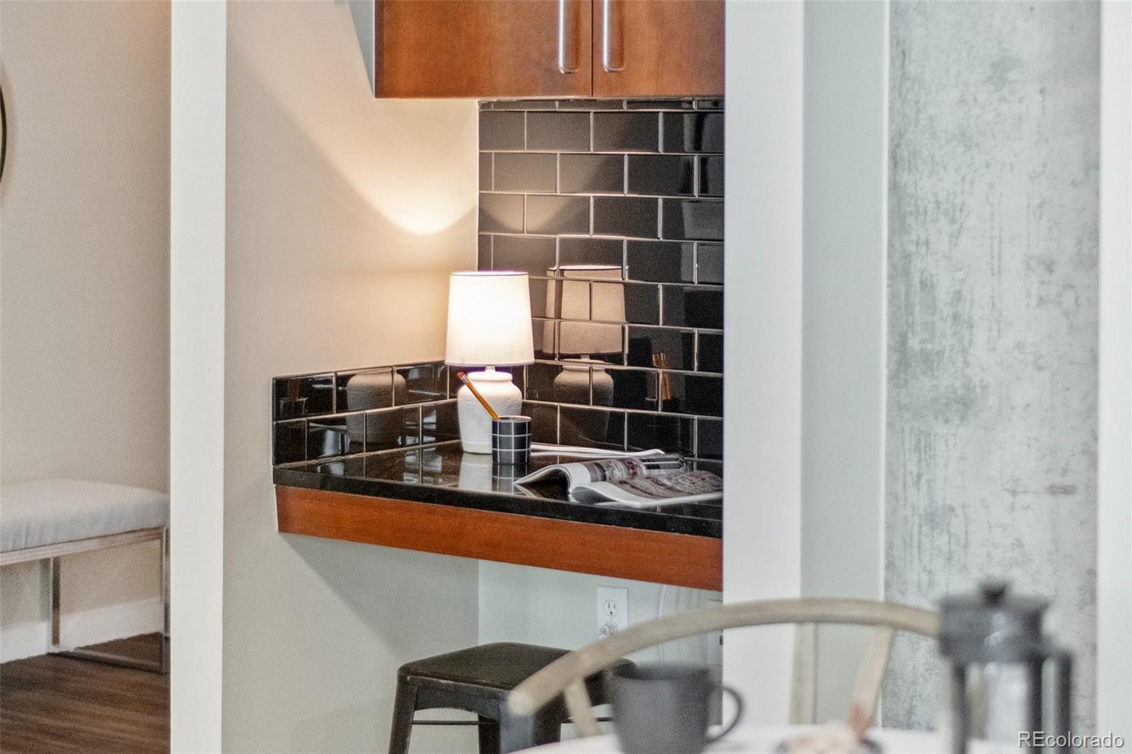 1700 Bassett Street Unit: 404