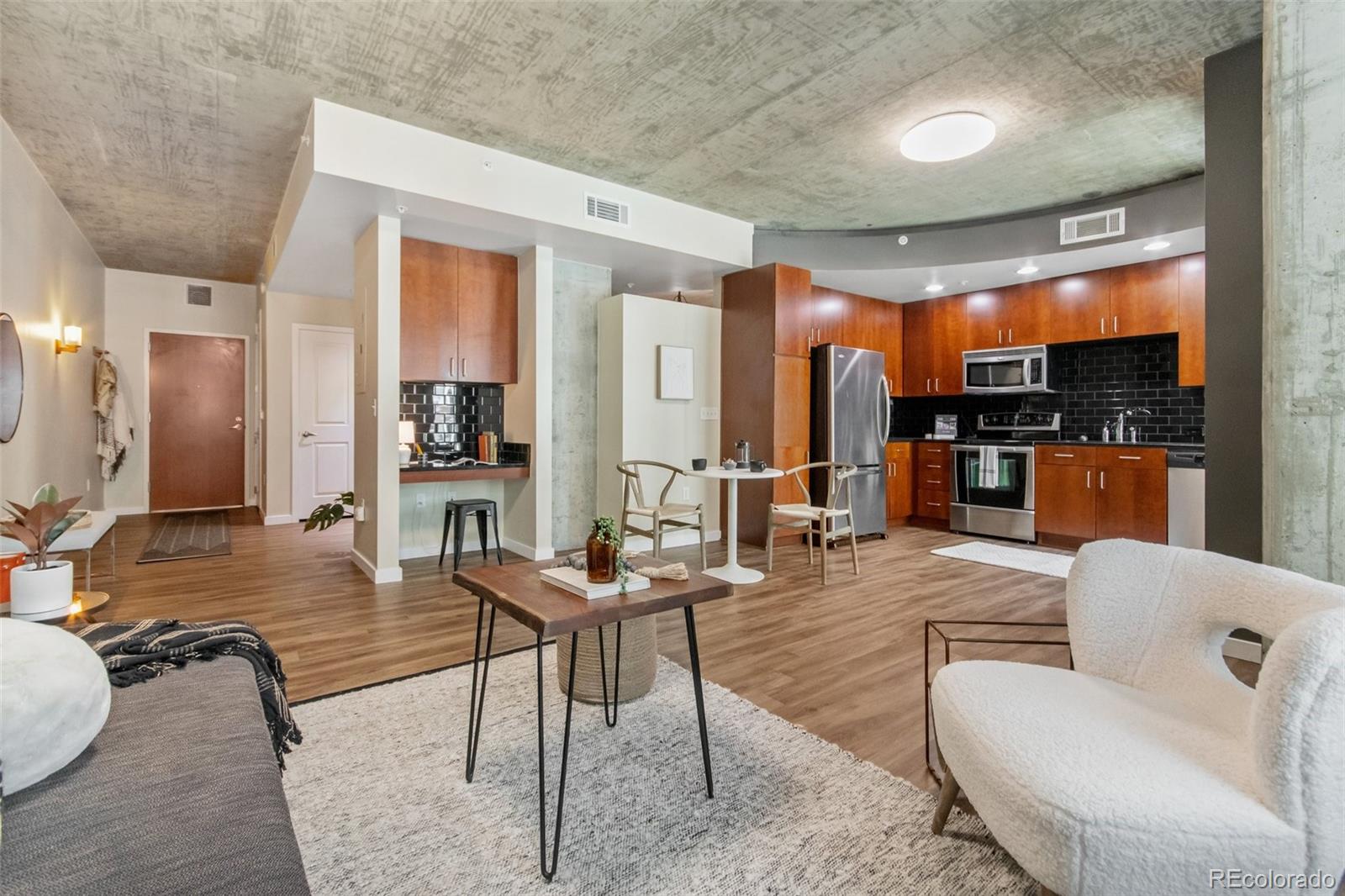 1700 Bassett Street Unit: 404