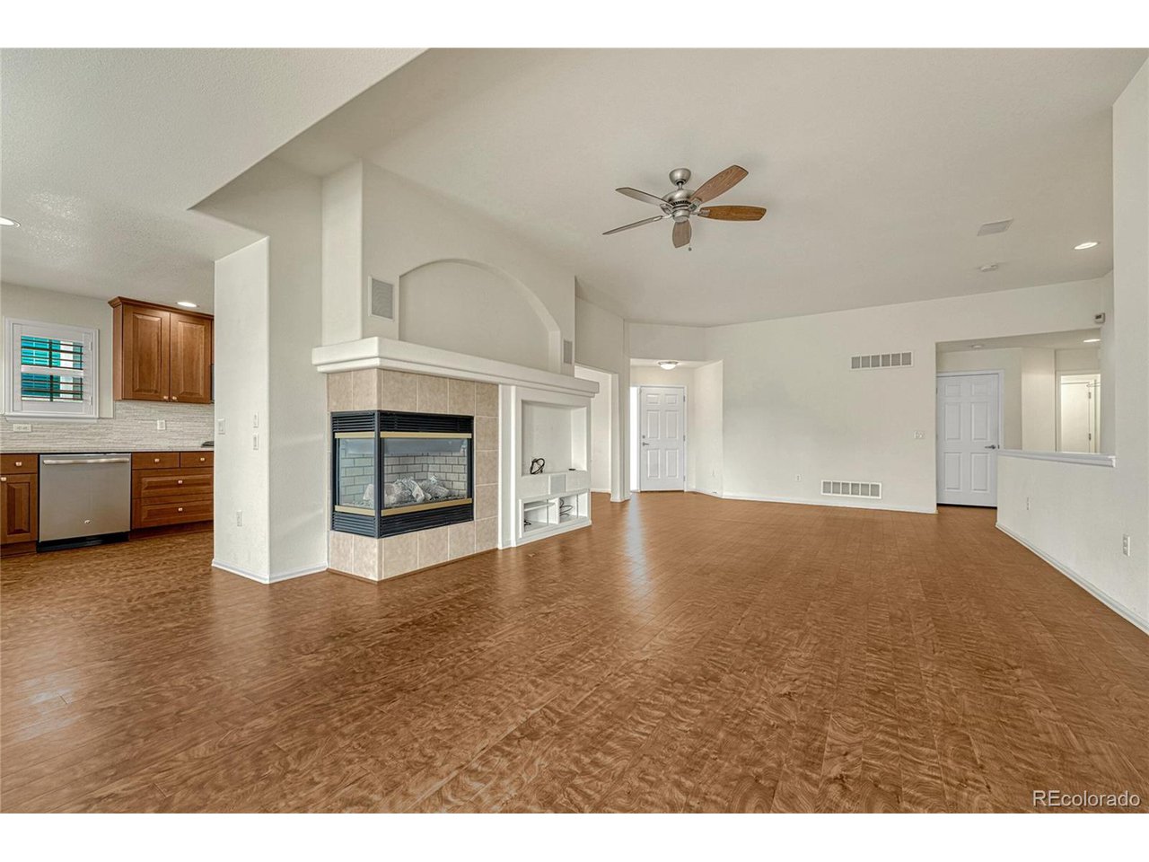 22380 E Heritage Pkwy