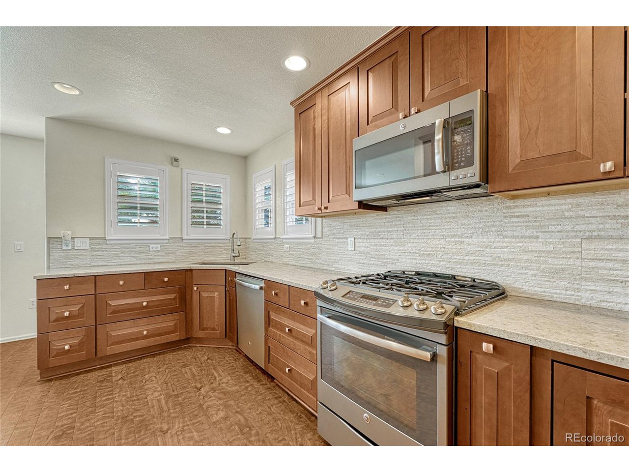 22380 E Heritage Pkwy