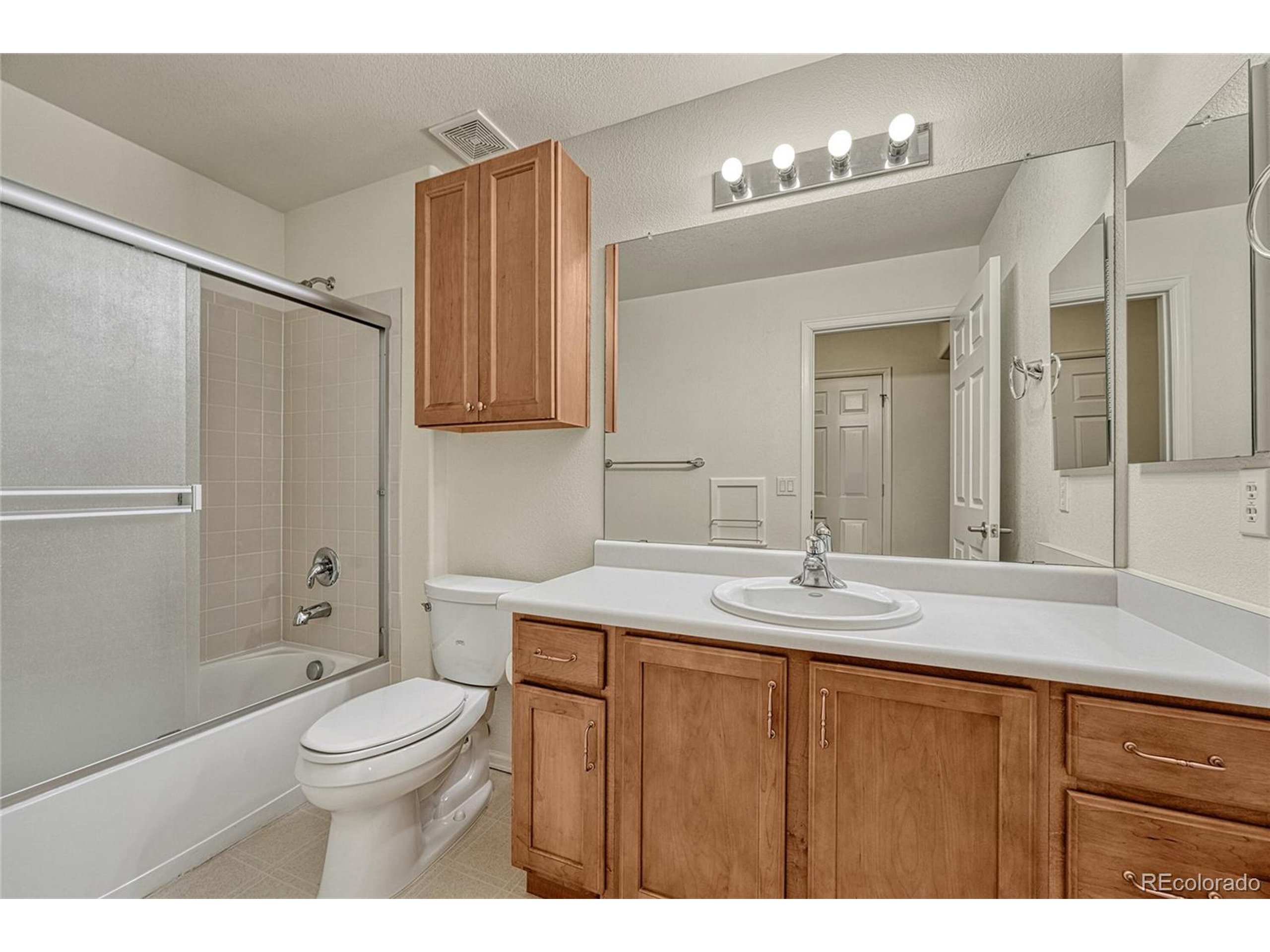 22380 E Heritage Pkwy