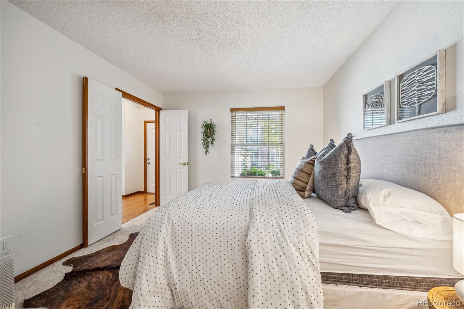 8315 W 90th Place