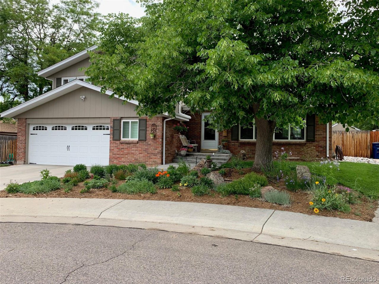 6705 Youngfield Ct
