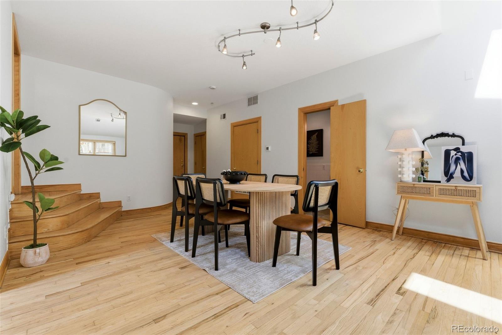 1034 N Logan Street Unit: 2S