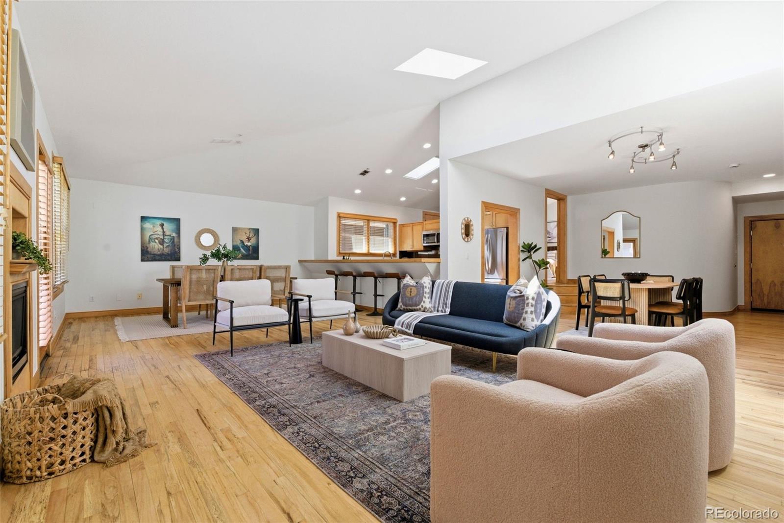 1034 N Logan Street Unit: 2S