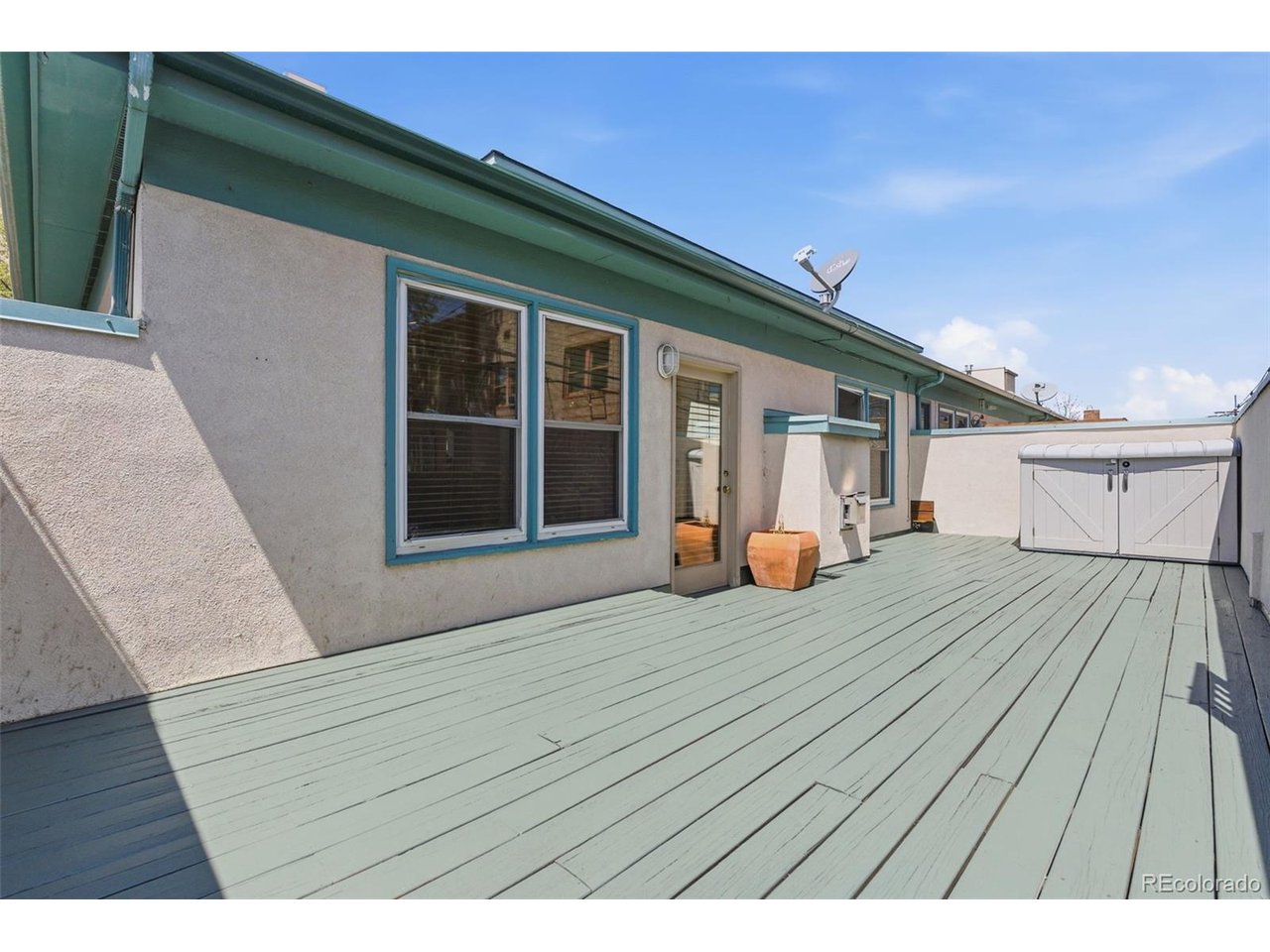 1034 N Logan St 2S