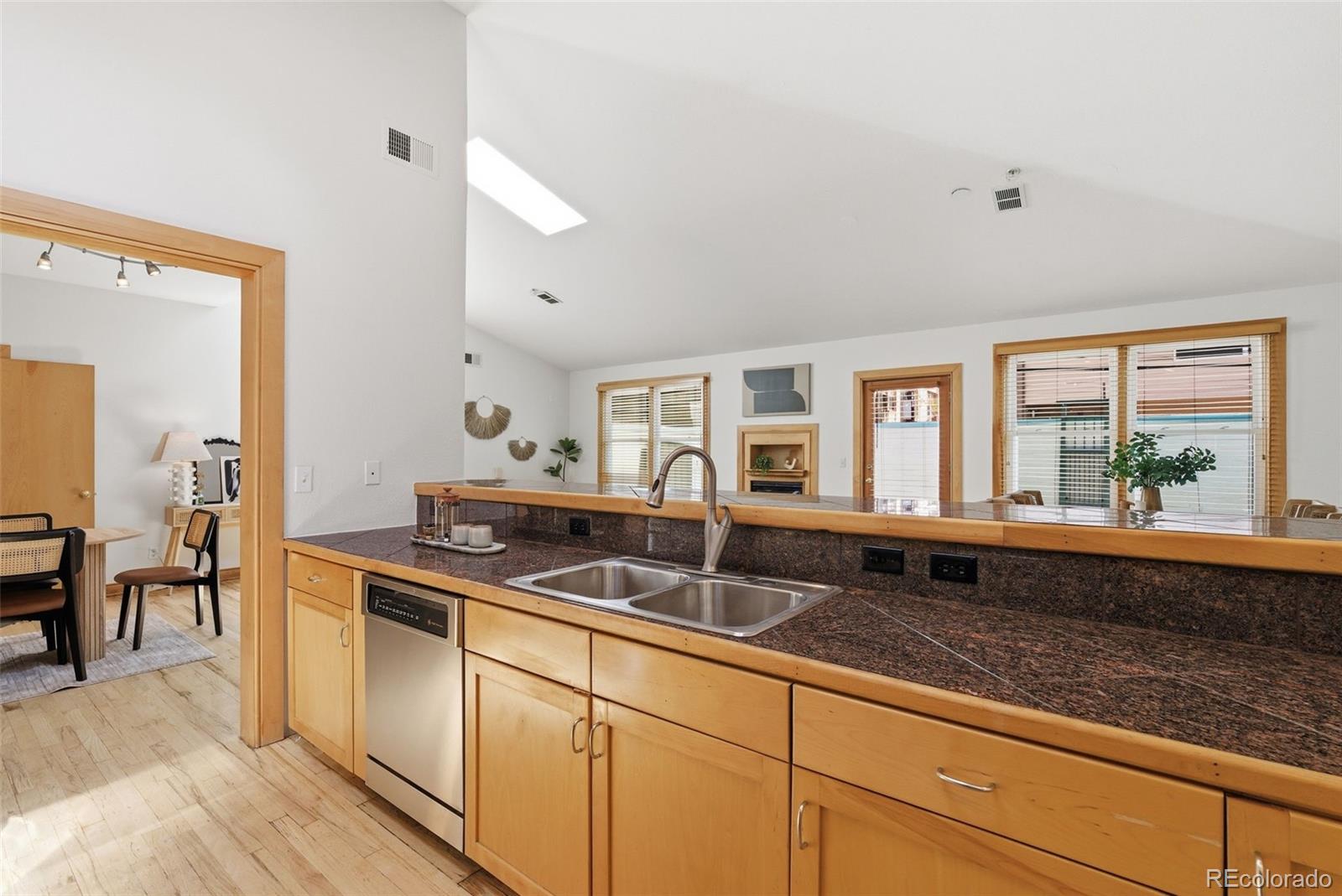 1034 N Logan Street Unit: 2S
