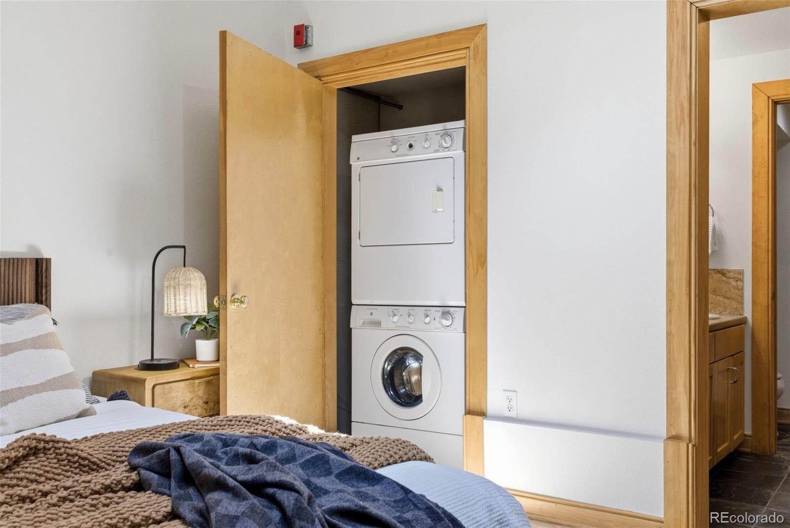 1034 N Logan Street Unit: 2S