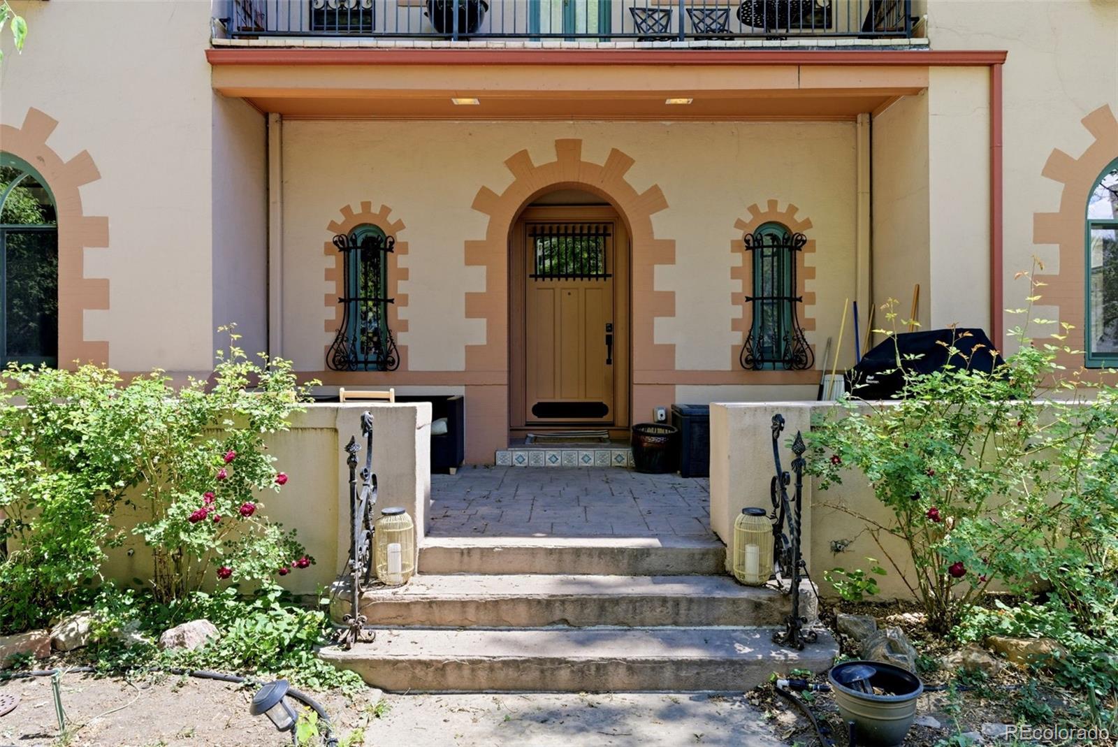 1034 N Logan Street Unit: 2S
