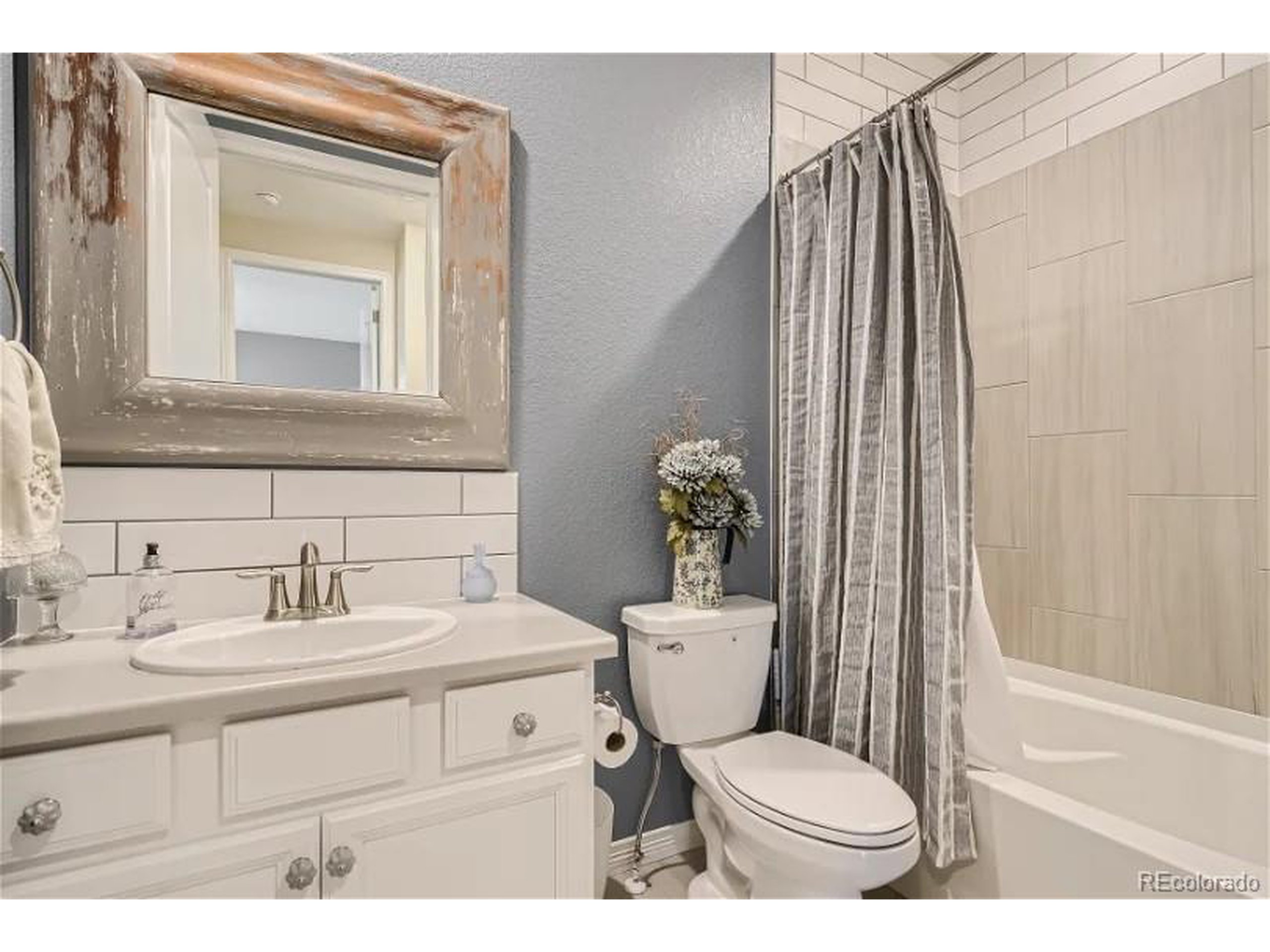 7800 Fraser River Cir