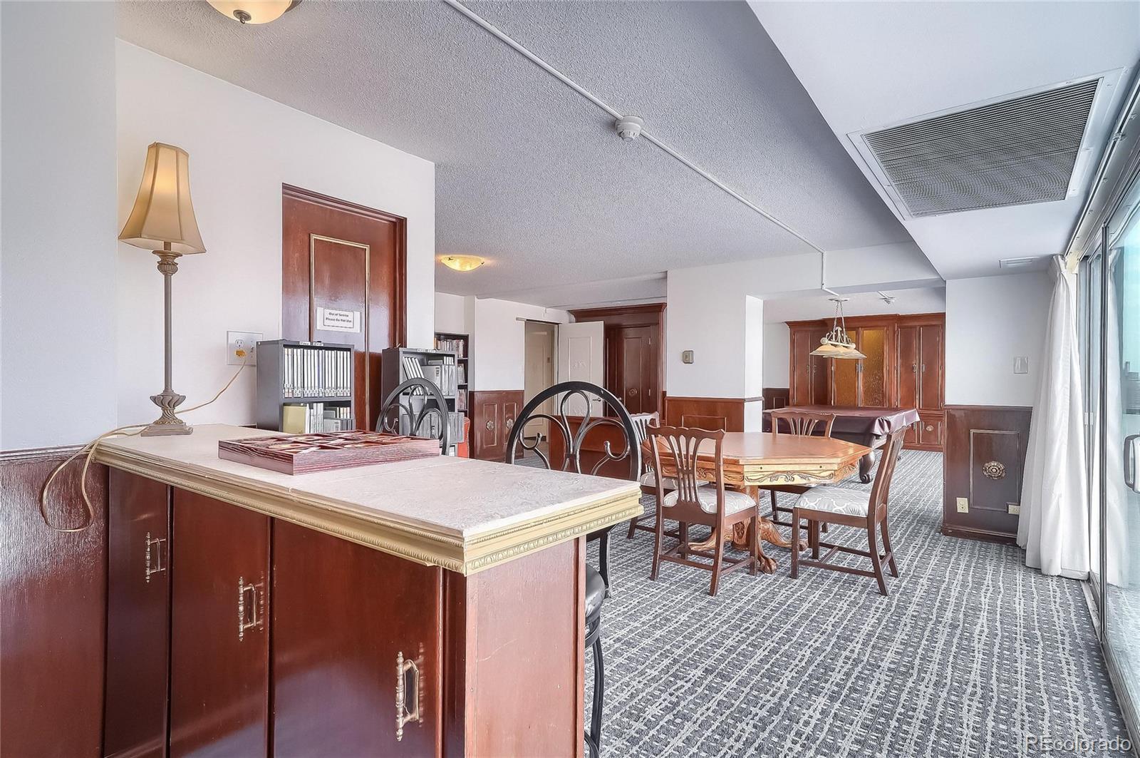 800 Washington Street Unit: 709