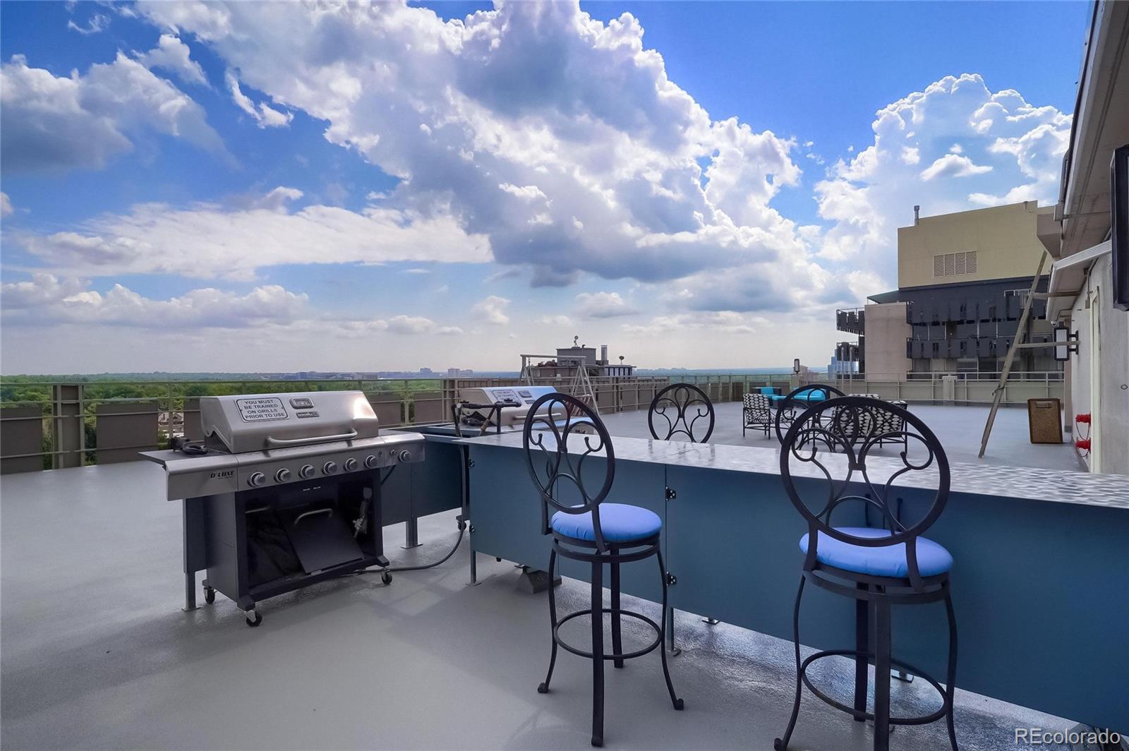 800 Washington Street Unit: 709