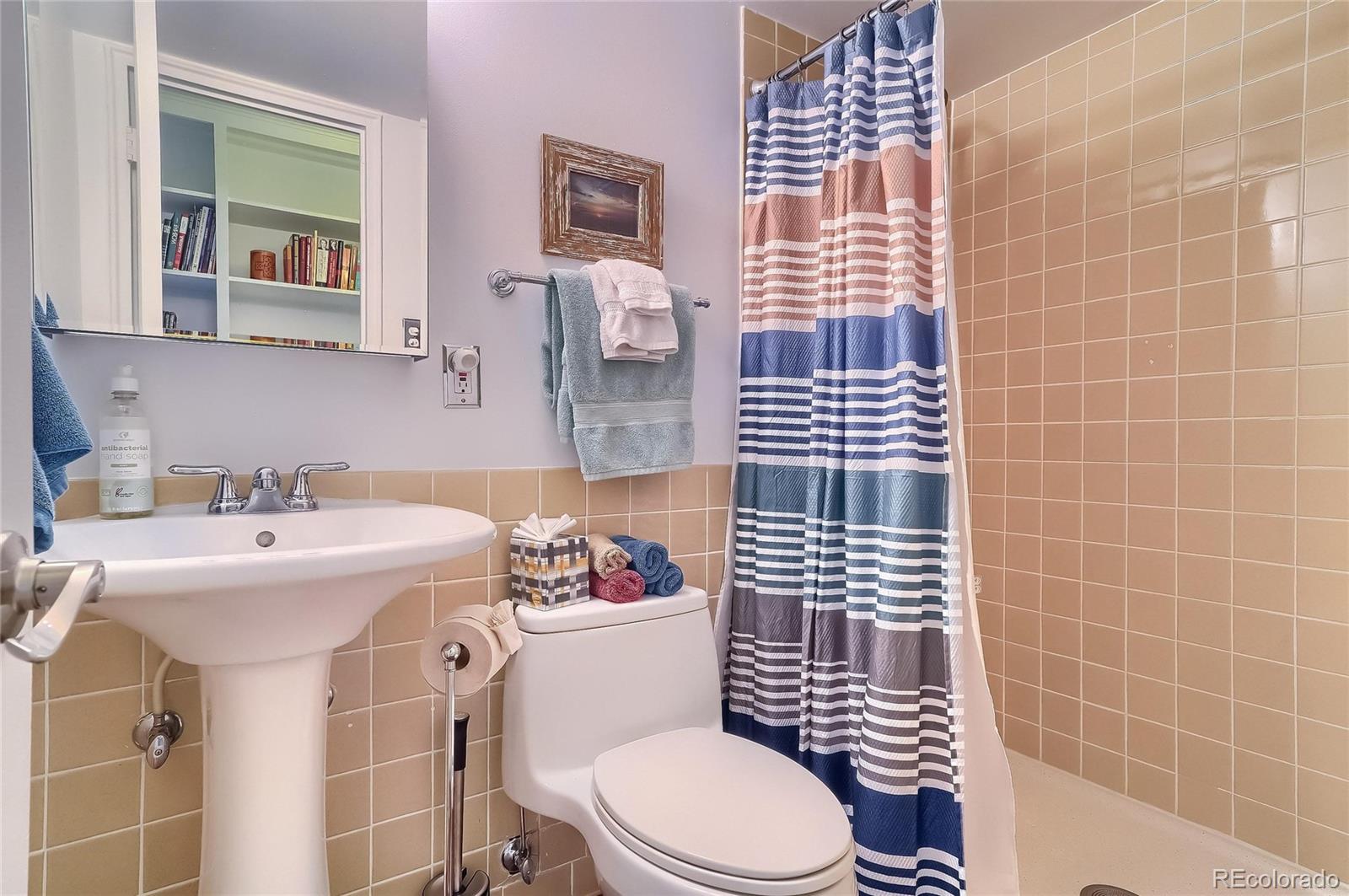 800 Washington Street Unit: 709