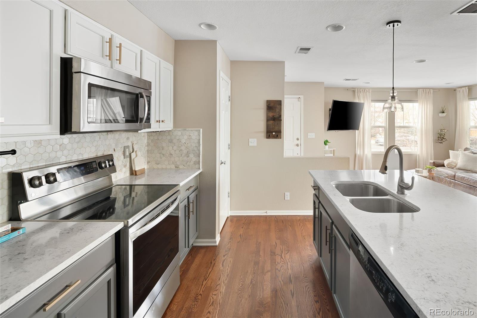 2962 Alton Court