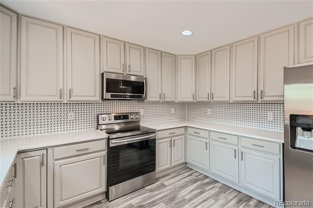 1546 Hickory Drive