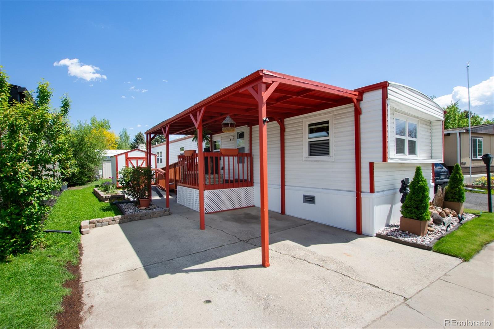 8201 S SantaFe Drive