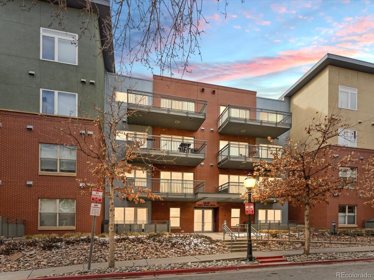 1440 Little Raven St 401