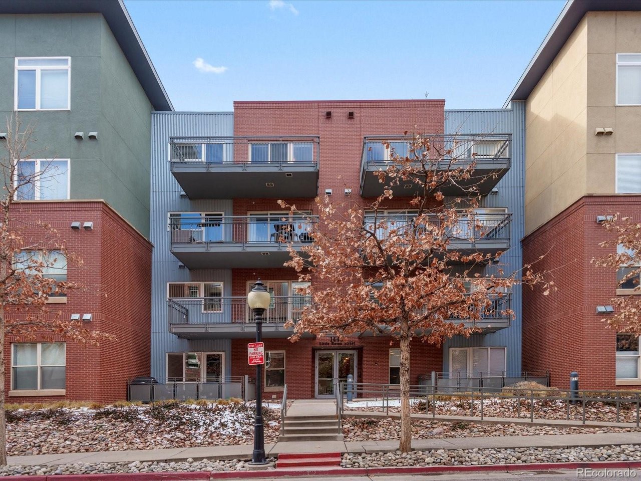1440 Little Raven St 401
