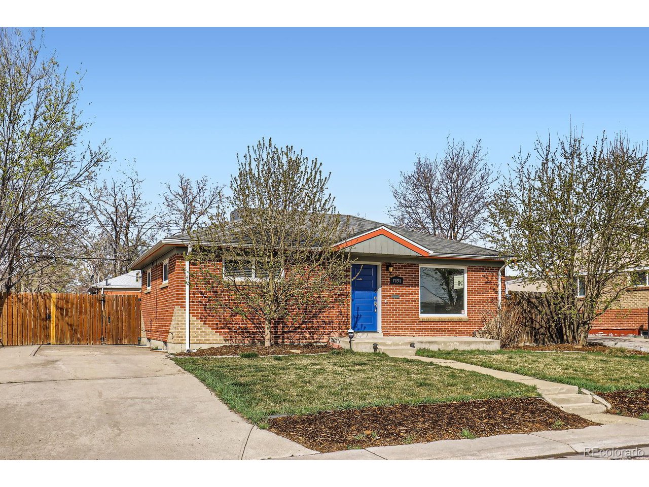 7131 Larsh Dr