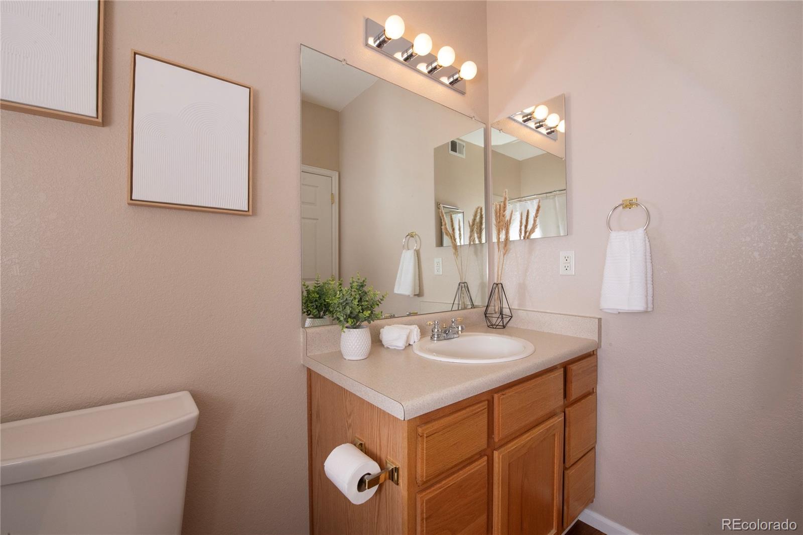 1703 Whitehall Drive Unit: 1E