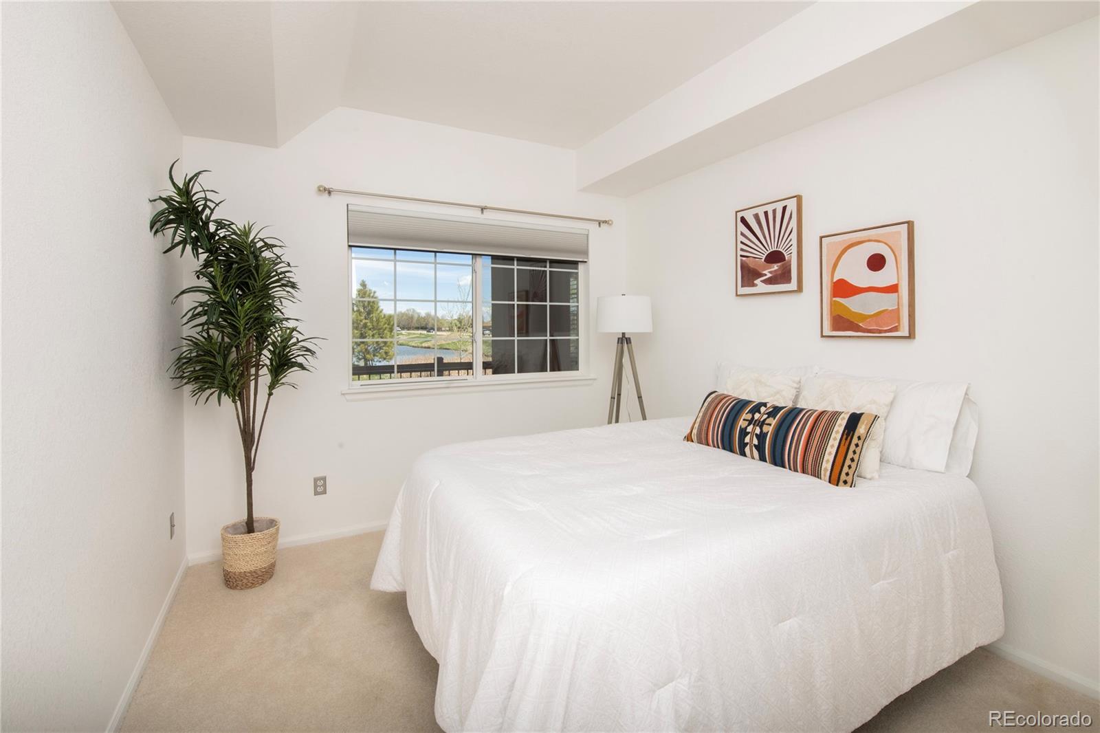1703 Whitehall Drive Unit: 1E