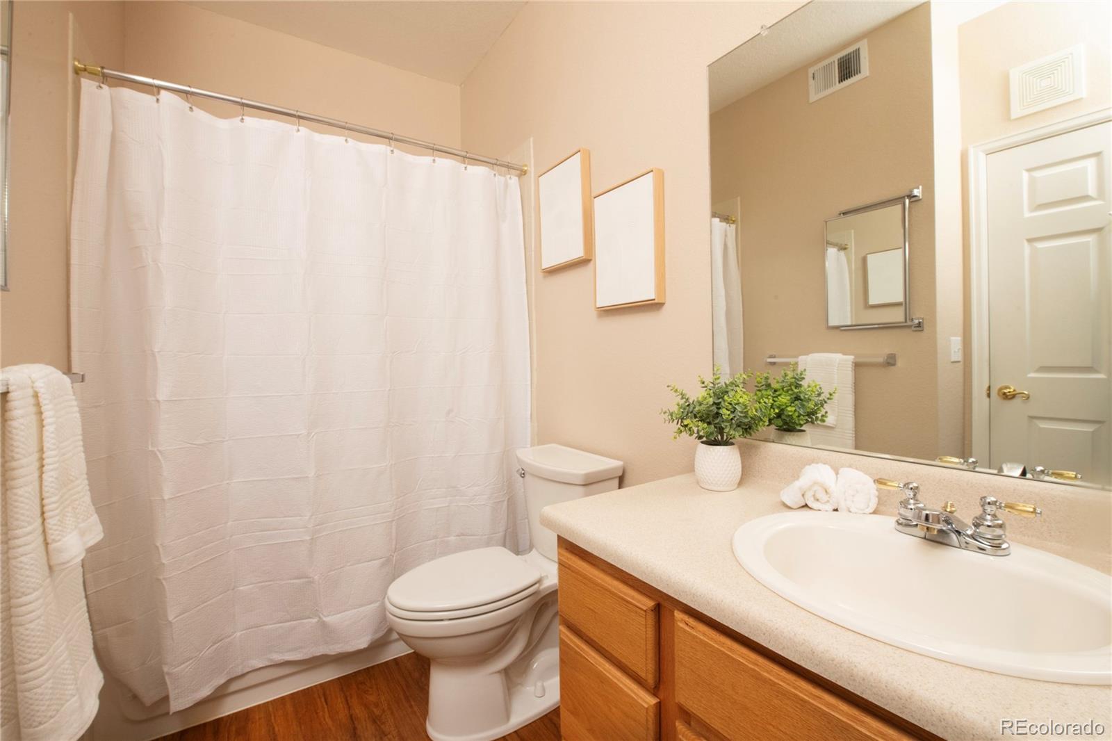 1703 Whitehall Drive Unit: 1E