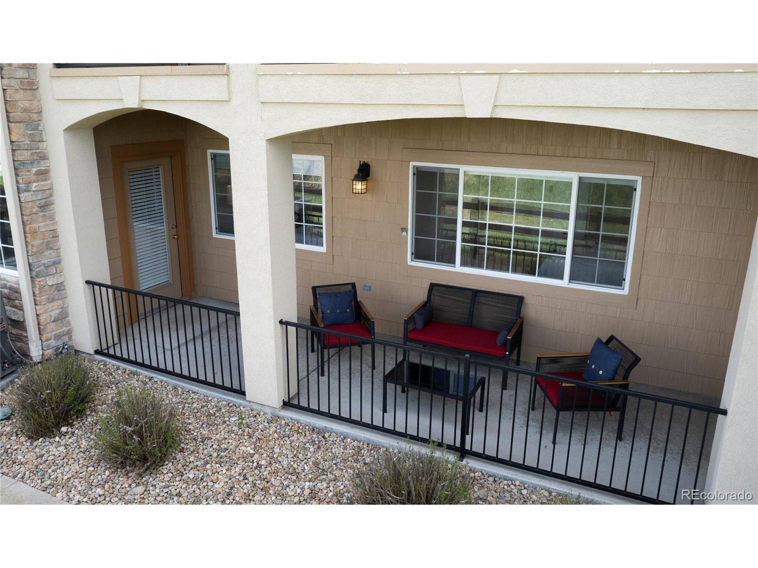 1703 Whitehall Dr 1E