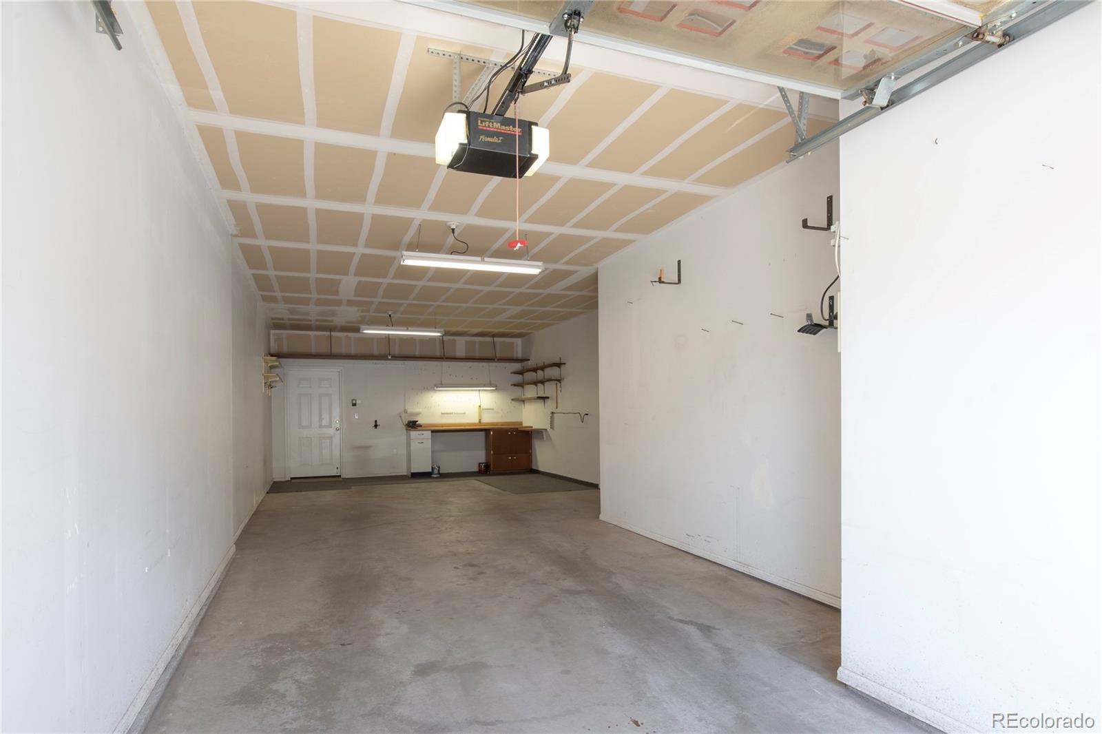 1703 Whitehall Drive Unit: 1E
