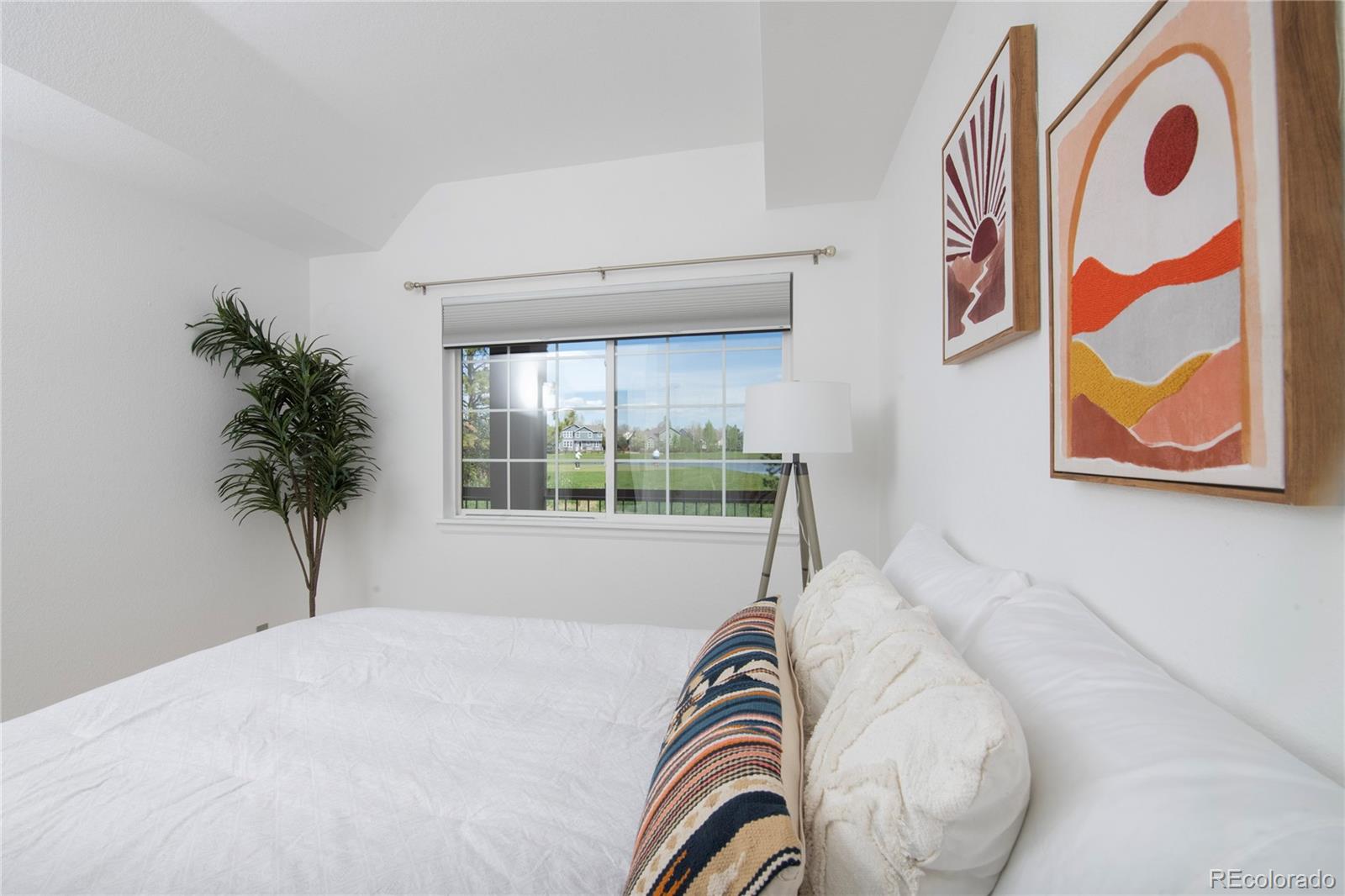 1703 Whitehall Drive Unit: 1E