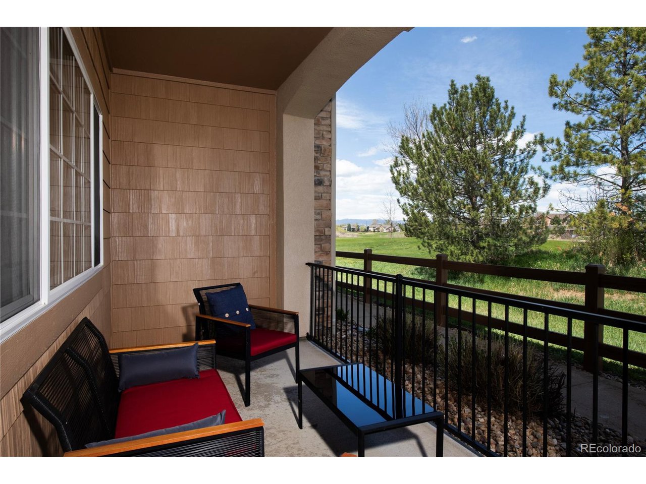 1703 Whitehall Dr 1E