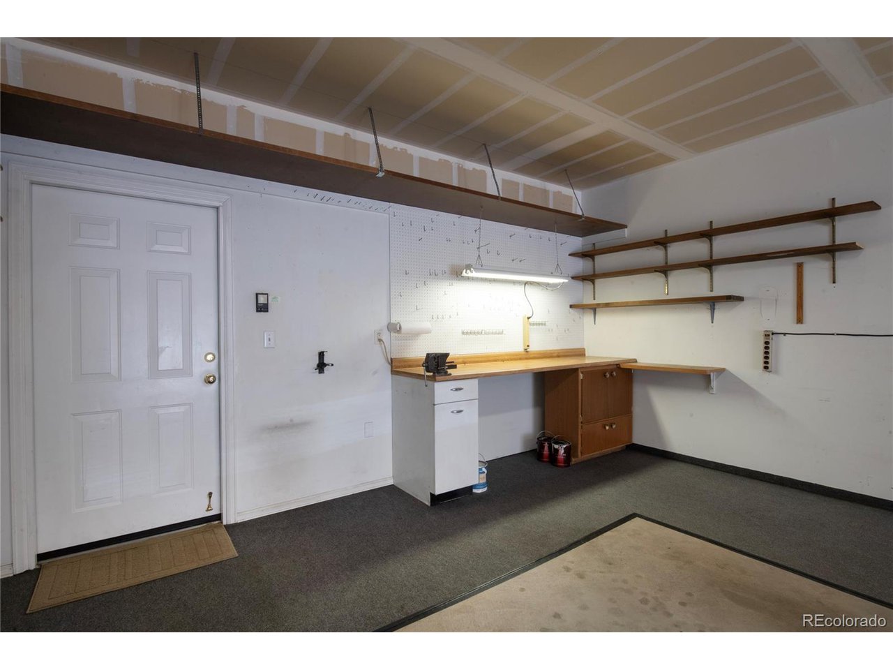 1703 Whitehall Dr 1E