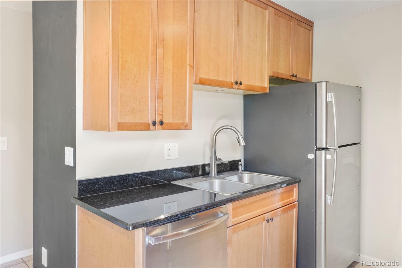 7039 S Webster Street Unit: J