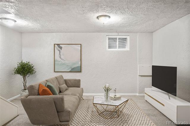 7039 S Webster Street Unit: J