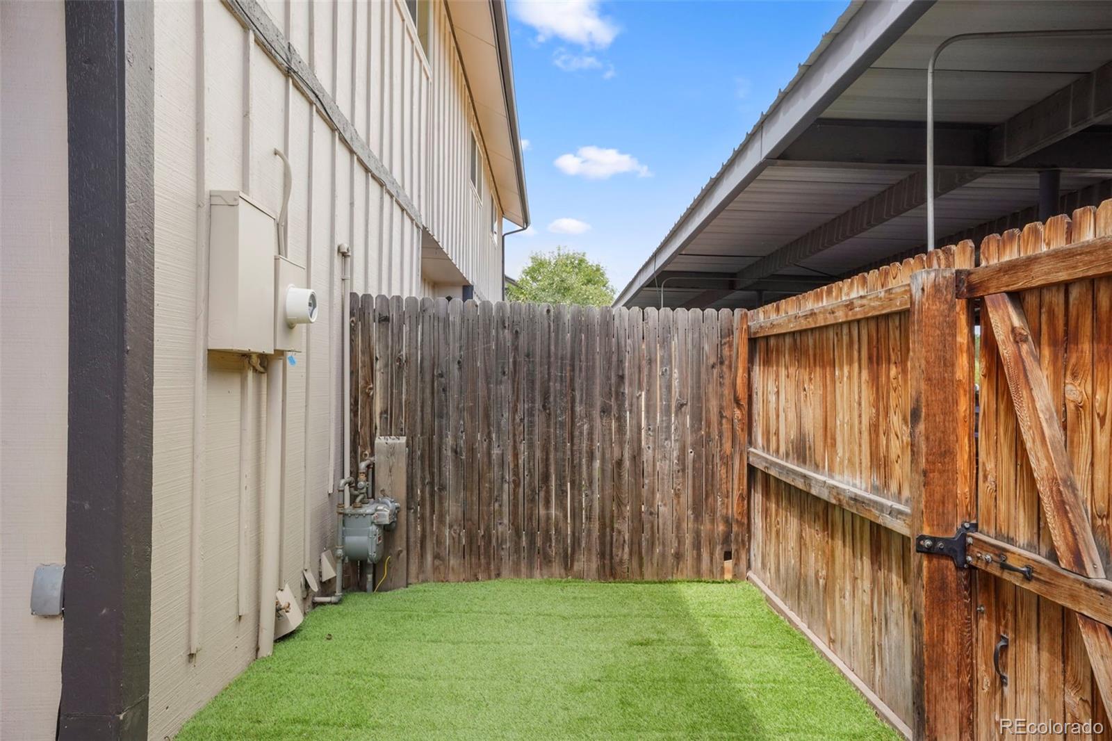 7039 S Webster Street Unit: J