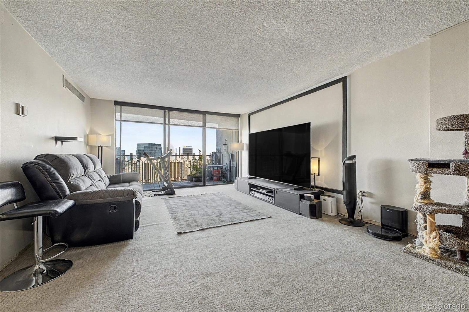 1020 15th Street Unit: 40E
