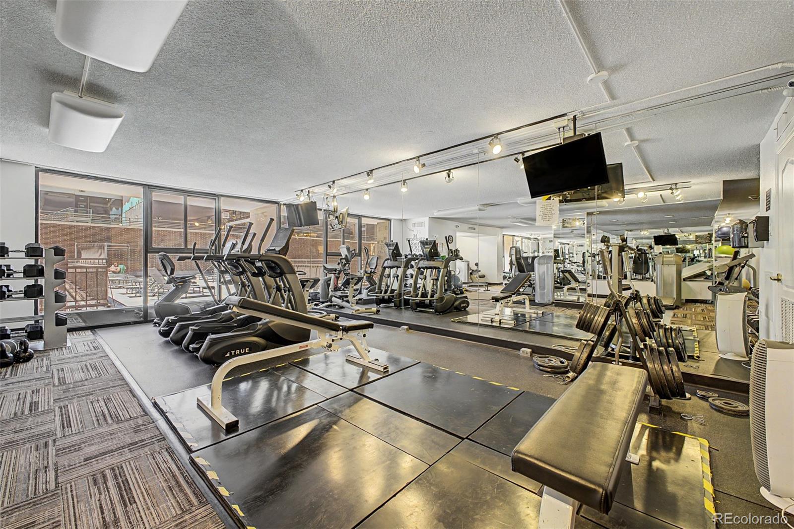 1020 15th Street Unit: 40E