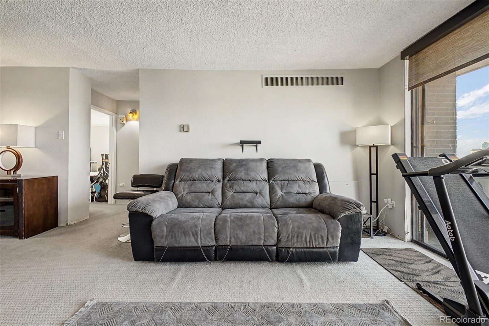 1020 15th Street Unit: 40E