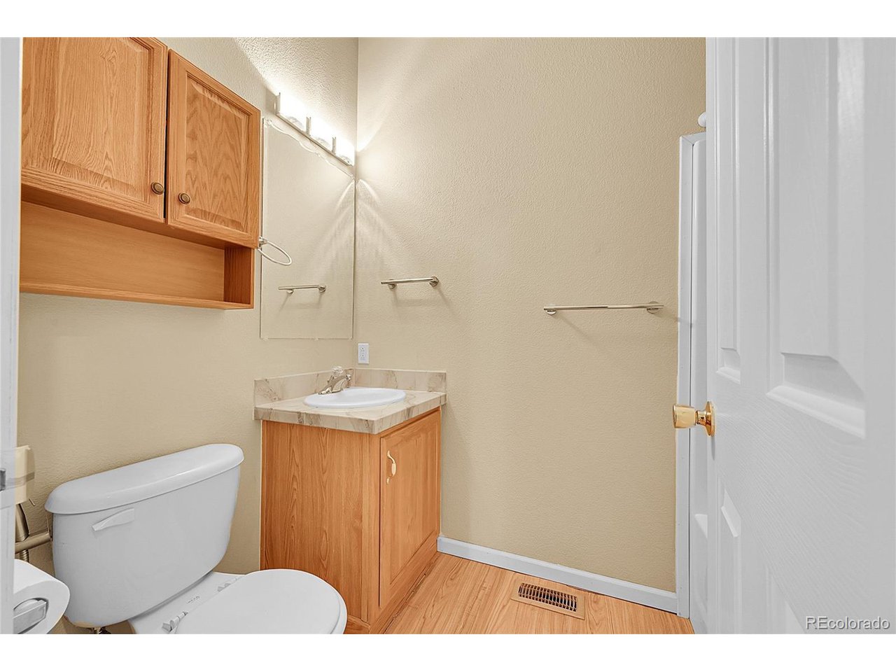 7870 Sunflower Green 151