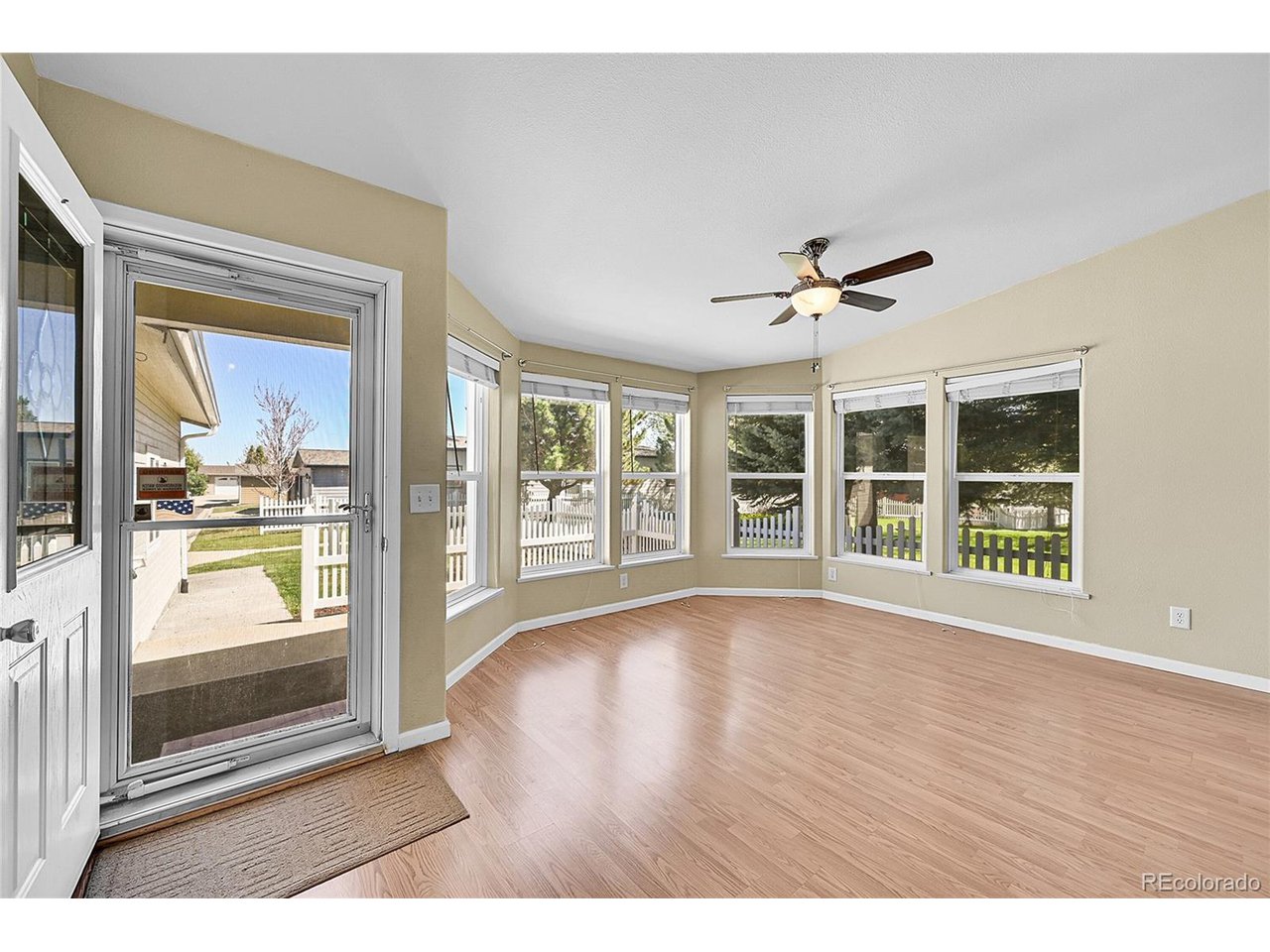 7870 Sunflower Green 151