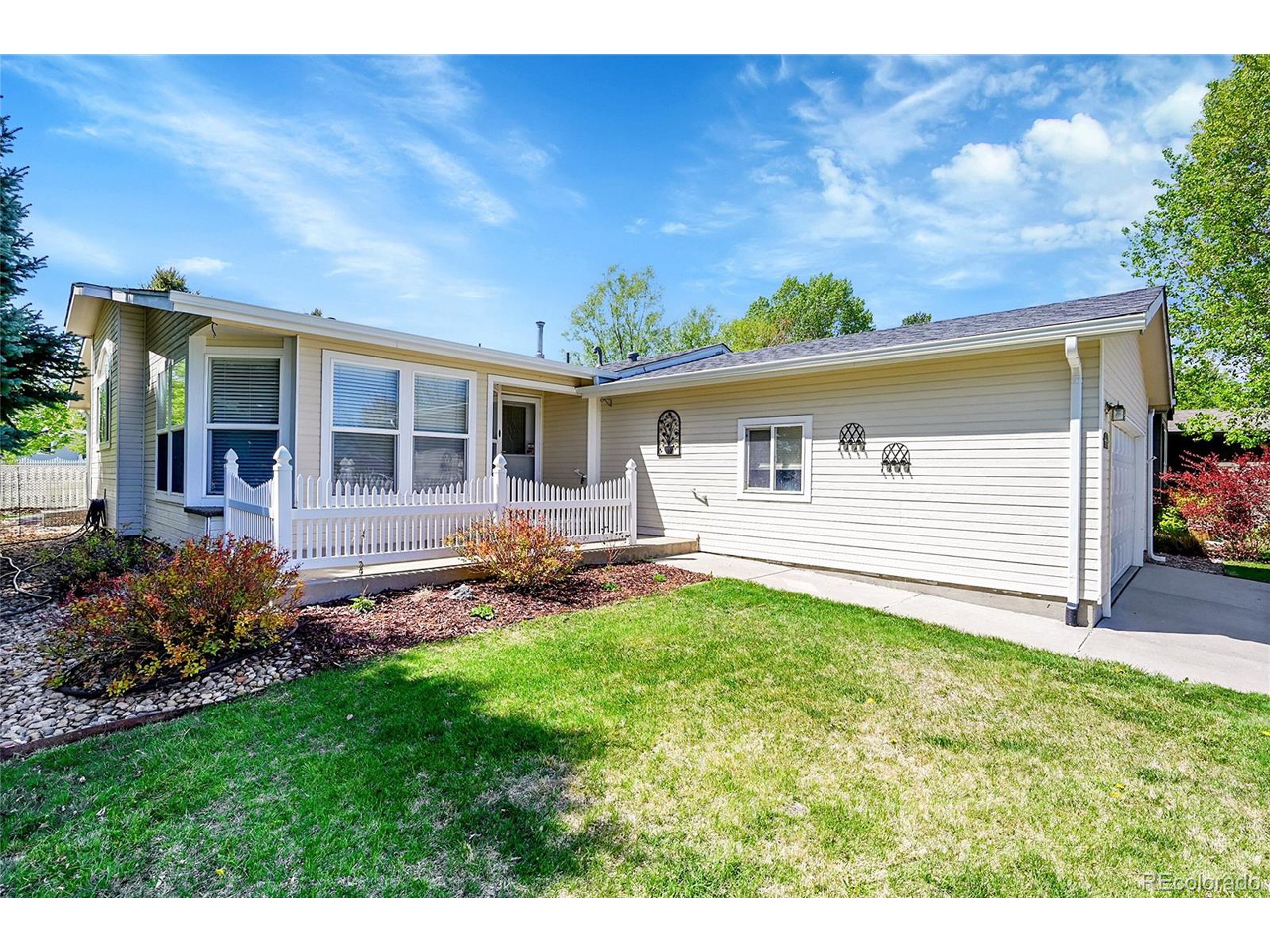 7870 Sunflower Green 151