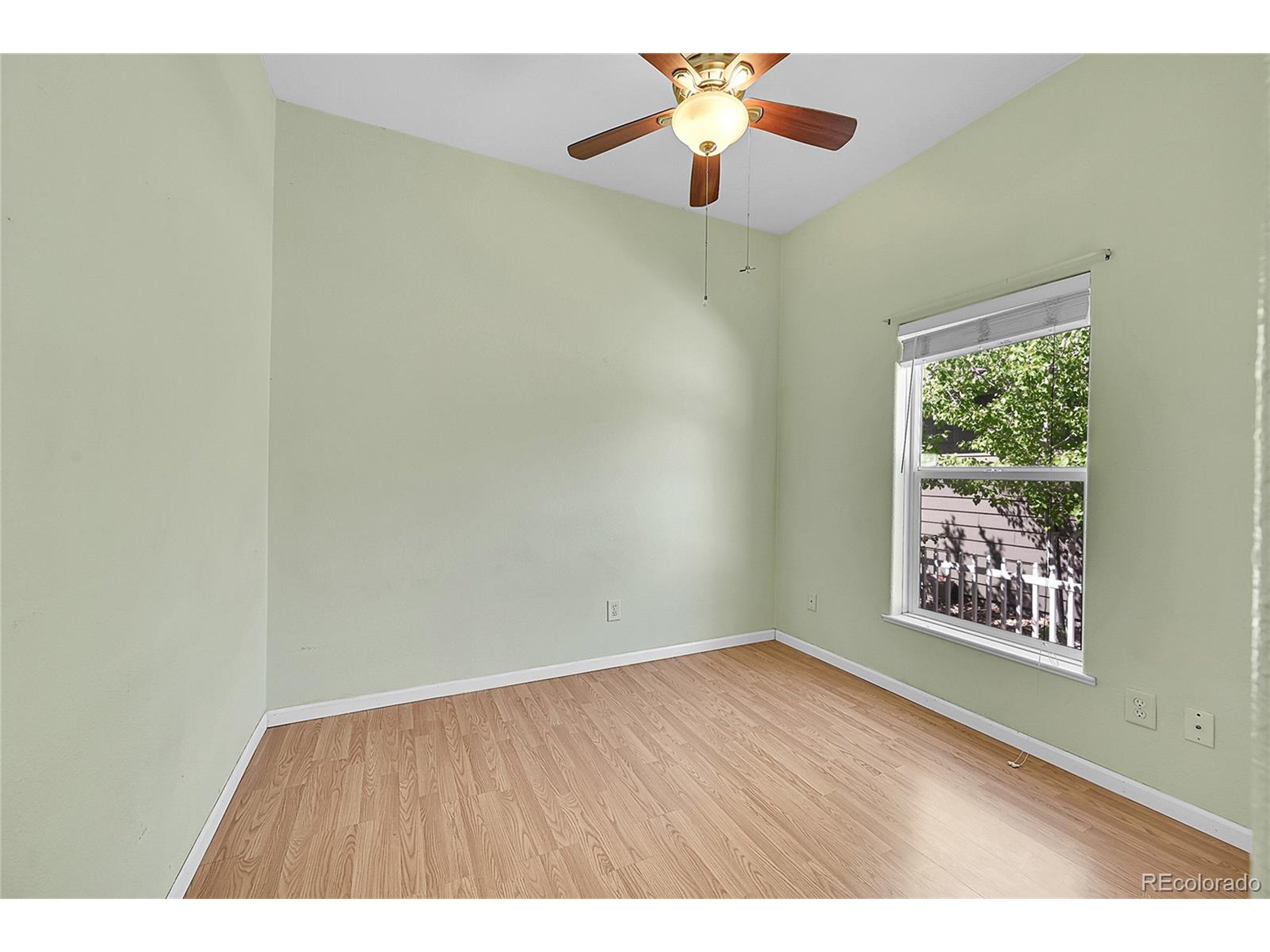 7870 Sunflower Green 151