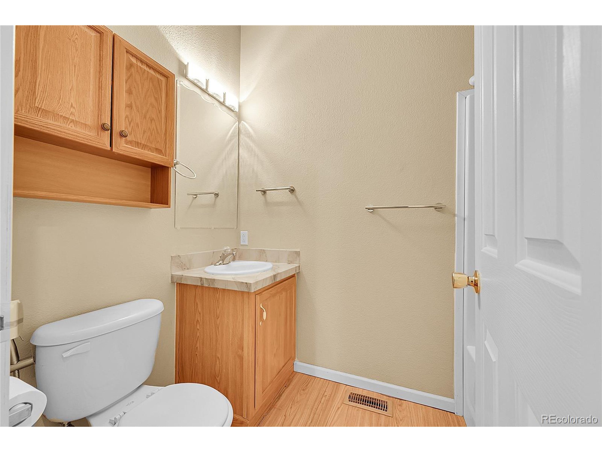 7870 Sunflower Green 151