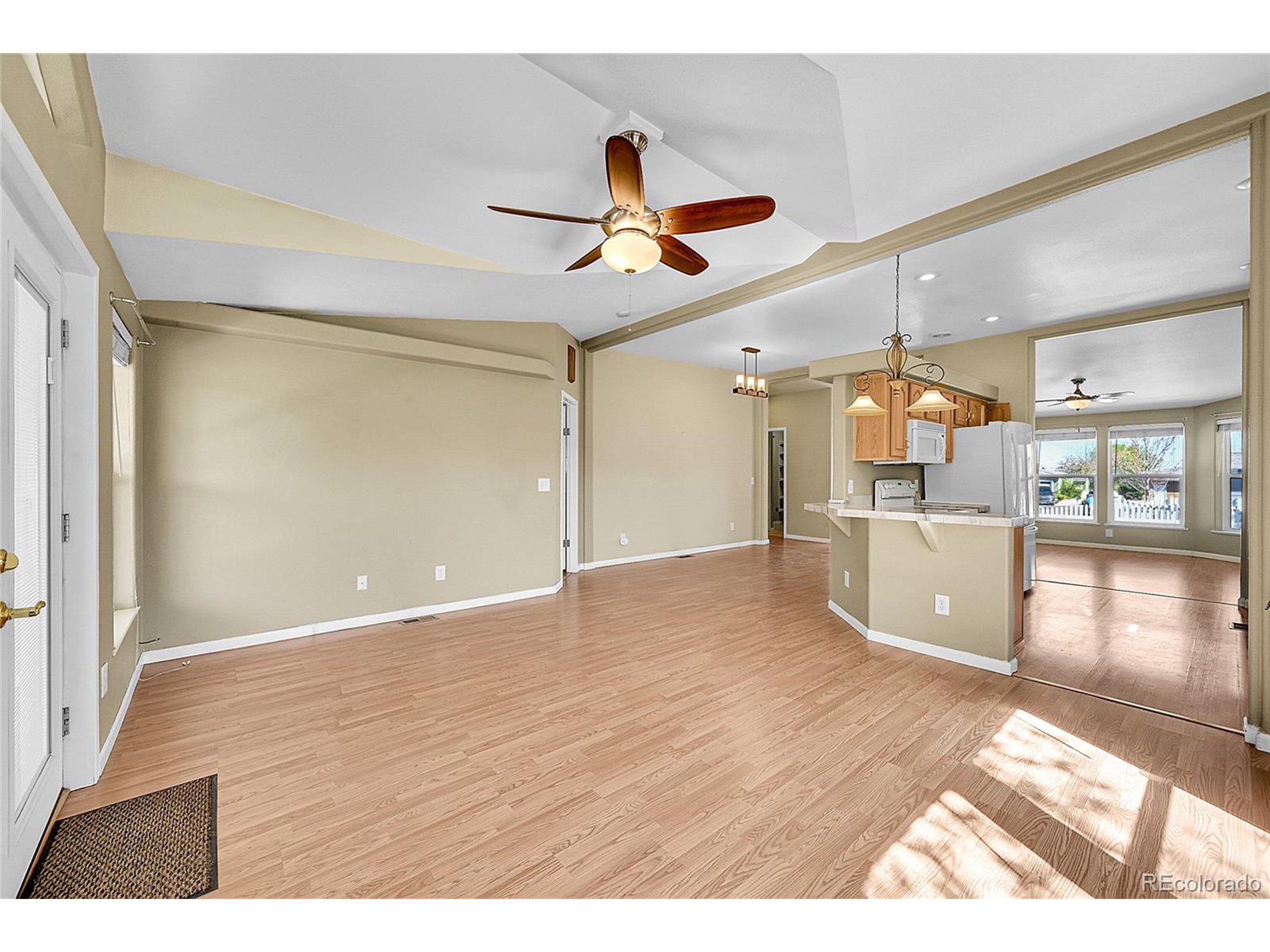 7870 Sunflower Green 151