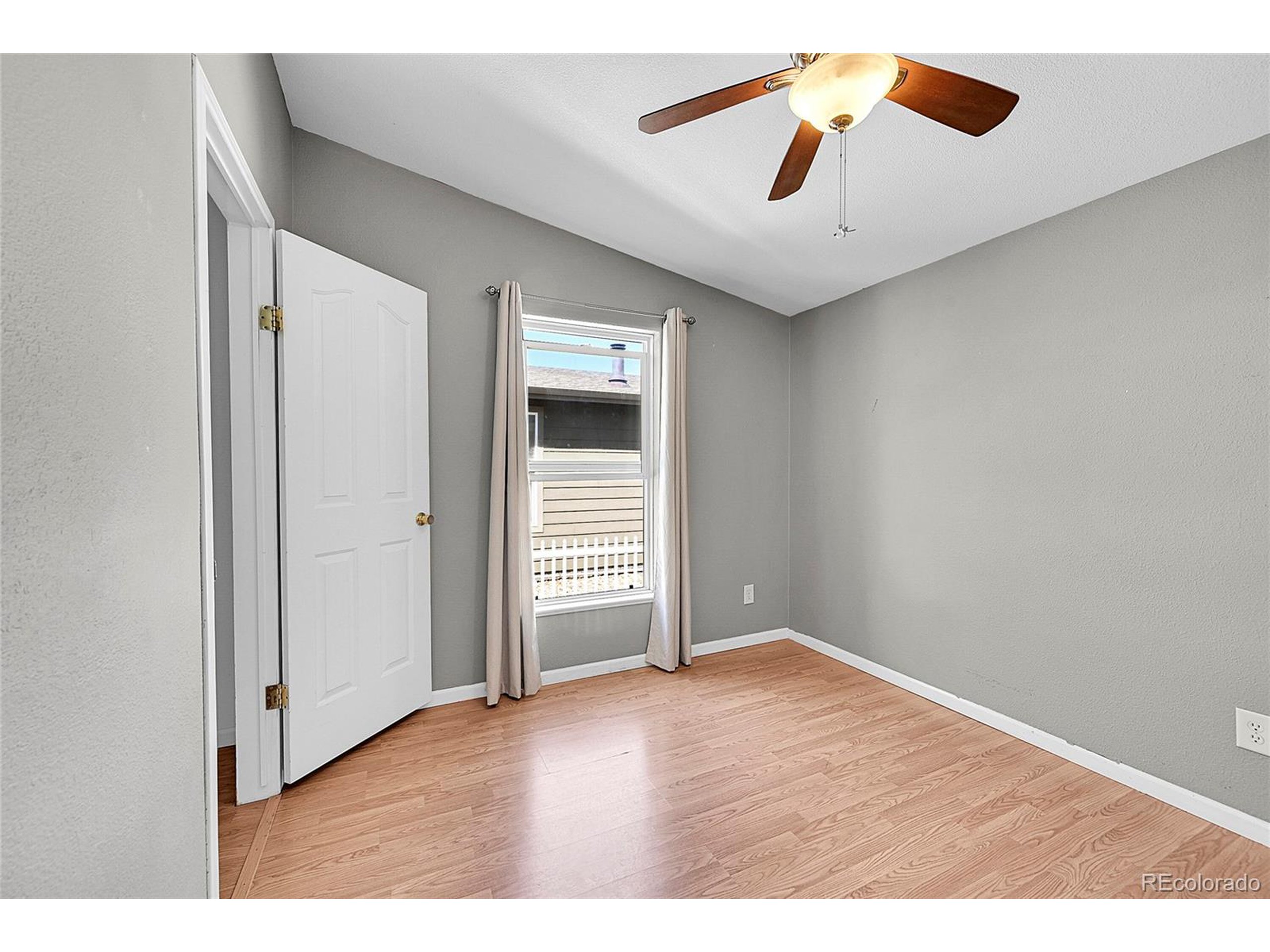 7870 Sunflower Green 151