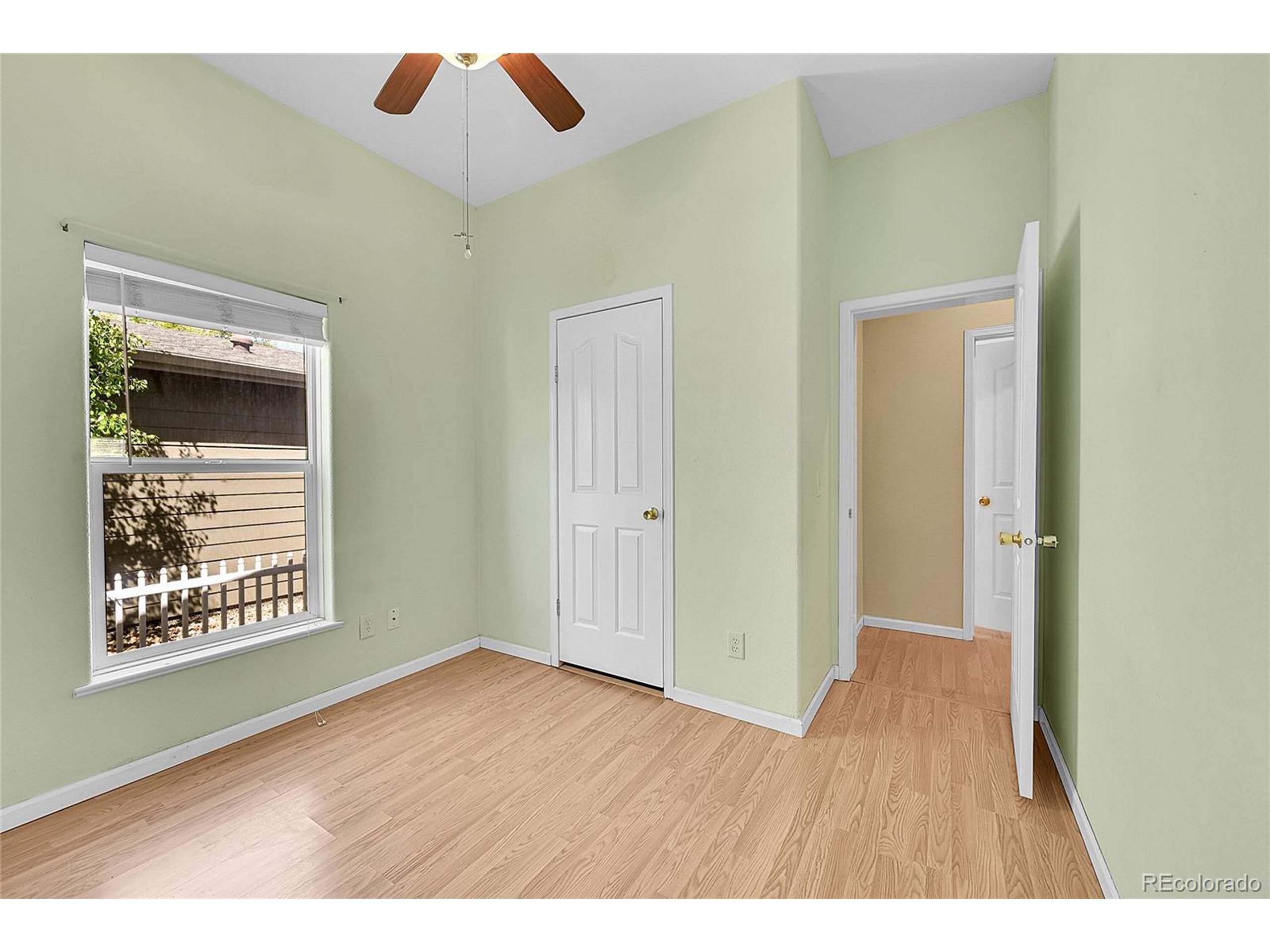 7870 Sunflower Green 151