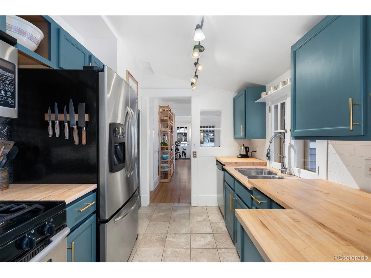 4429 Winona Ct
