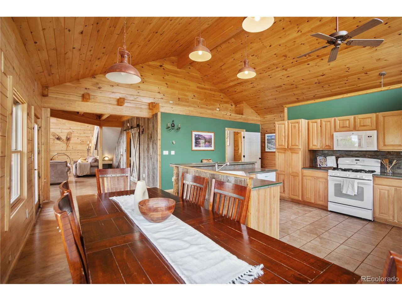 1141 Deer Trail Dr