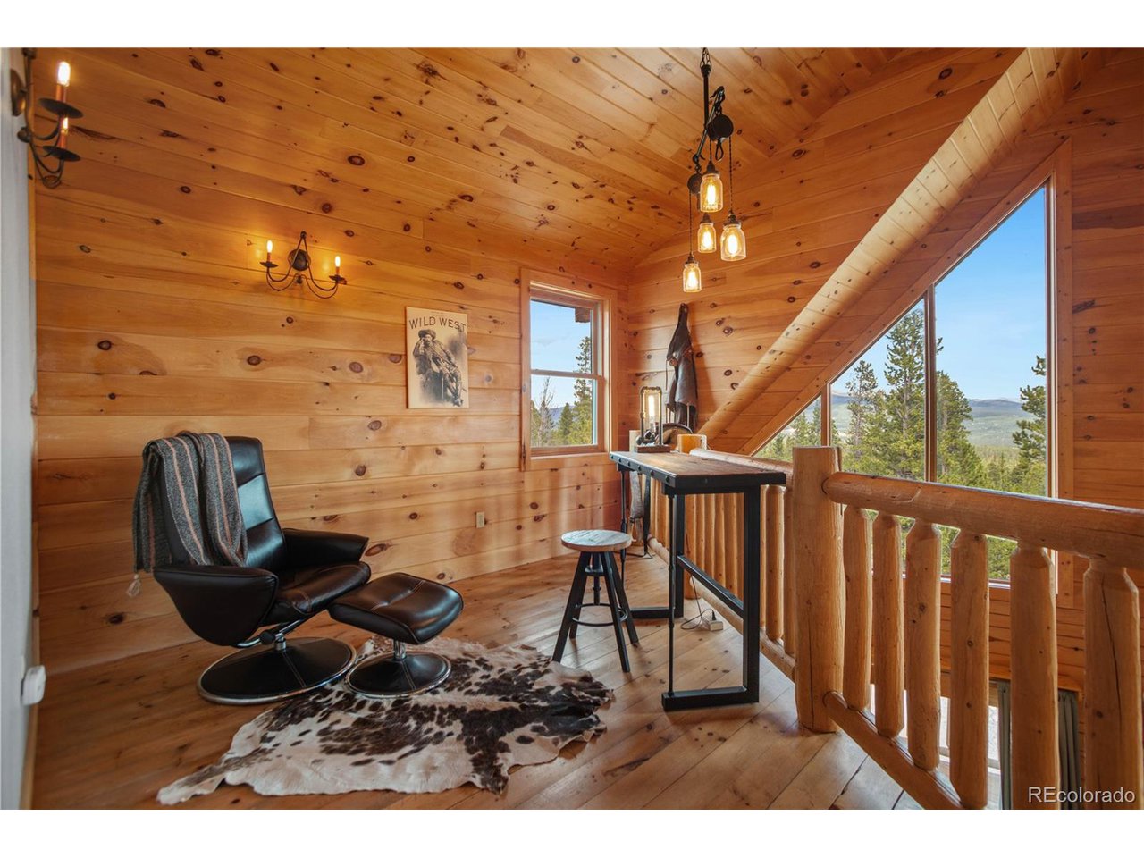 1141 Deer Trail Dr